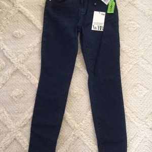YMI Wannabettabutt Midrise Skinny Jeans New